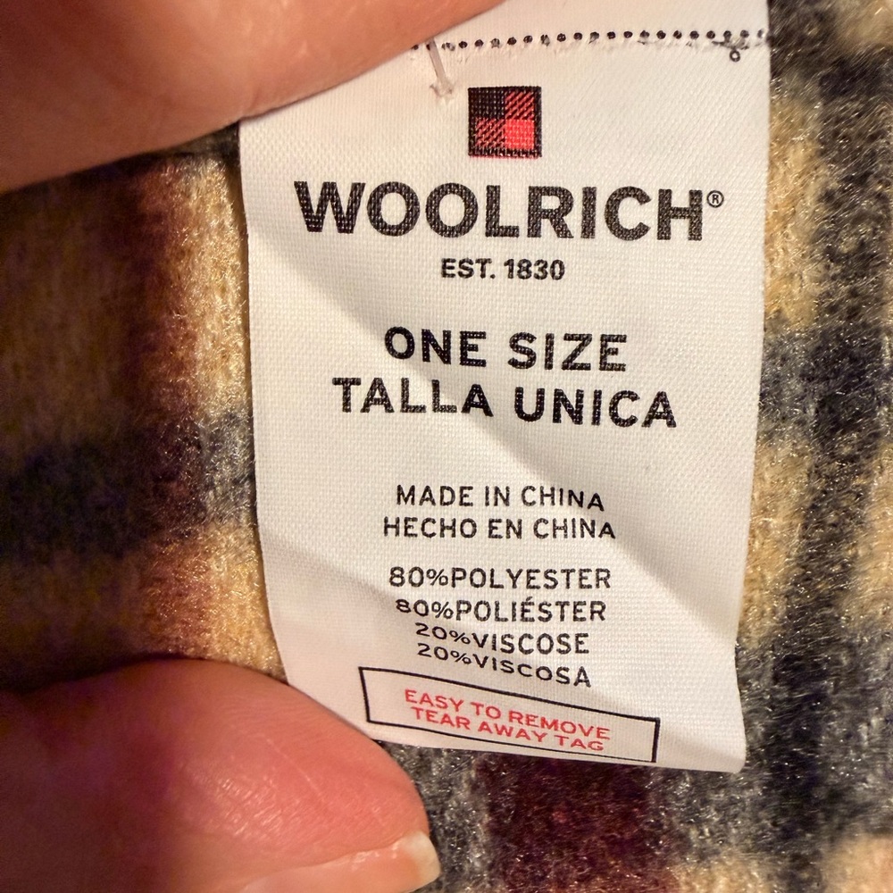 Woolrich Blanket Wrap Cape Poncho Shawl Fringe. One Size Tan Black Plaid - Picture 4 of 6